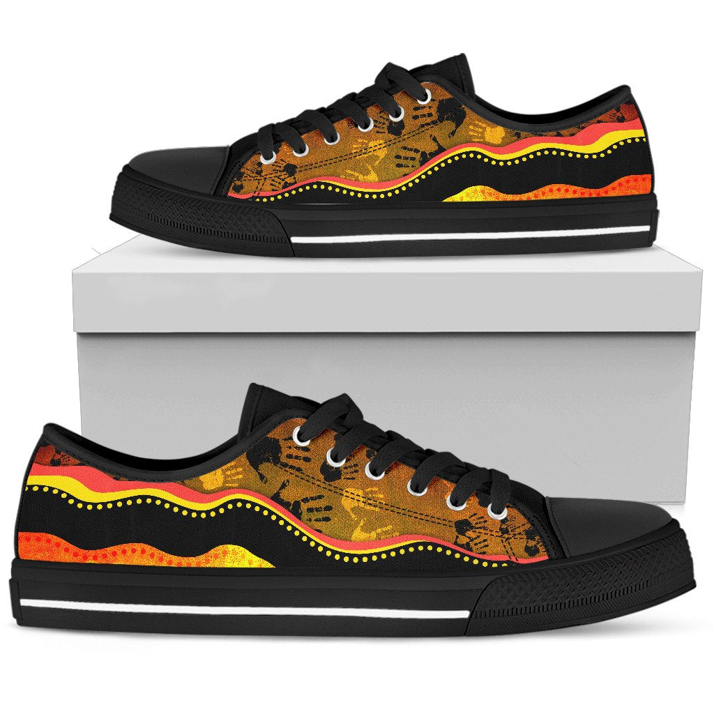 canvas-shoes-aboriginal-patterns-shoes-golden-style-low-top