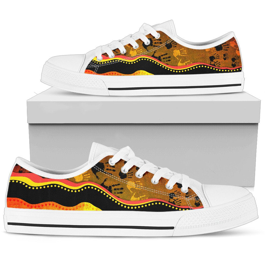 canvas-shoes-aboriginal-patterns-shoes-golden-style-low-top