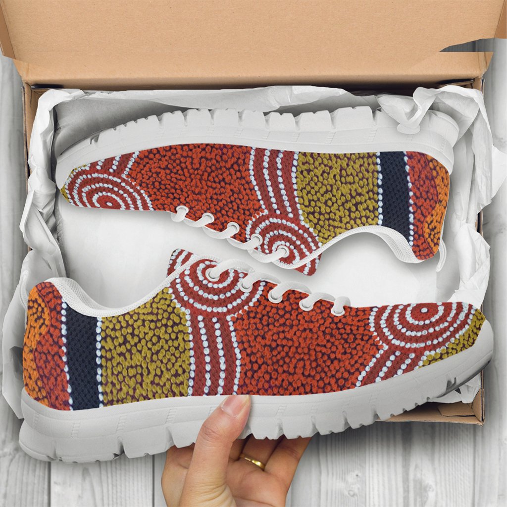 sneaker-aboriginal-dot-style