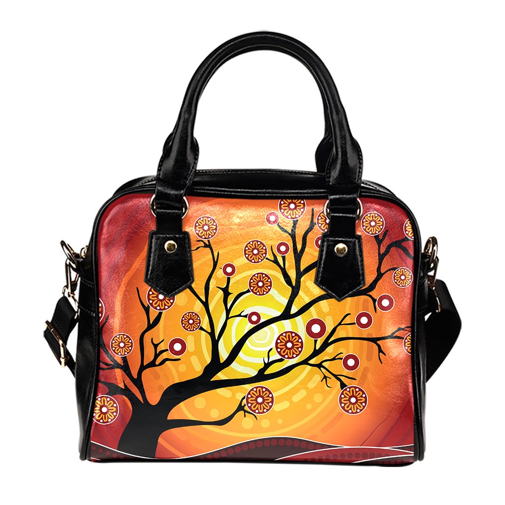aboriginal-shoulder-handbags-tree-in-spring-season