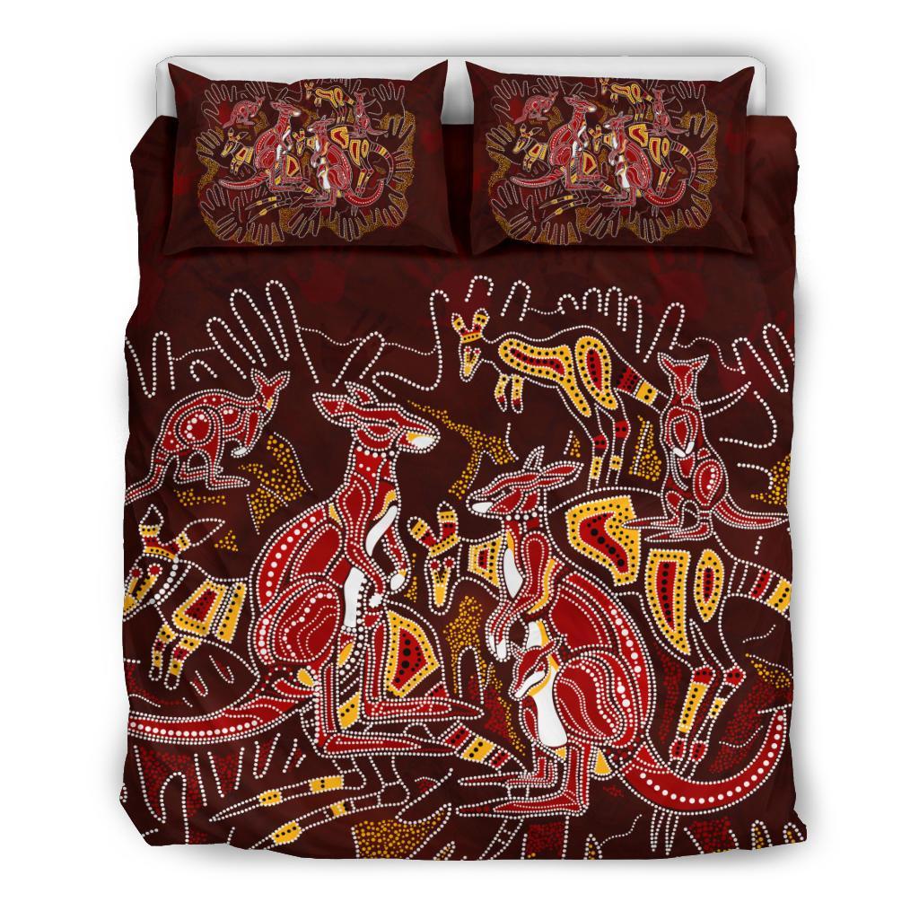 aboriginal-bedding-set-kangaroo-family-with-hand-art