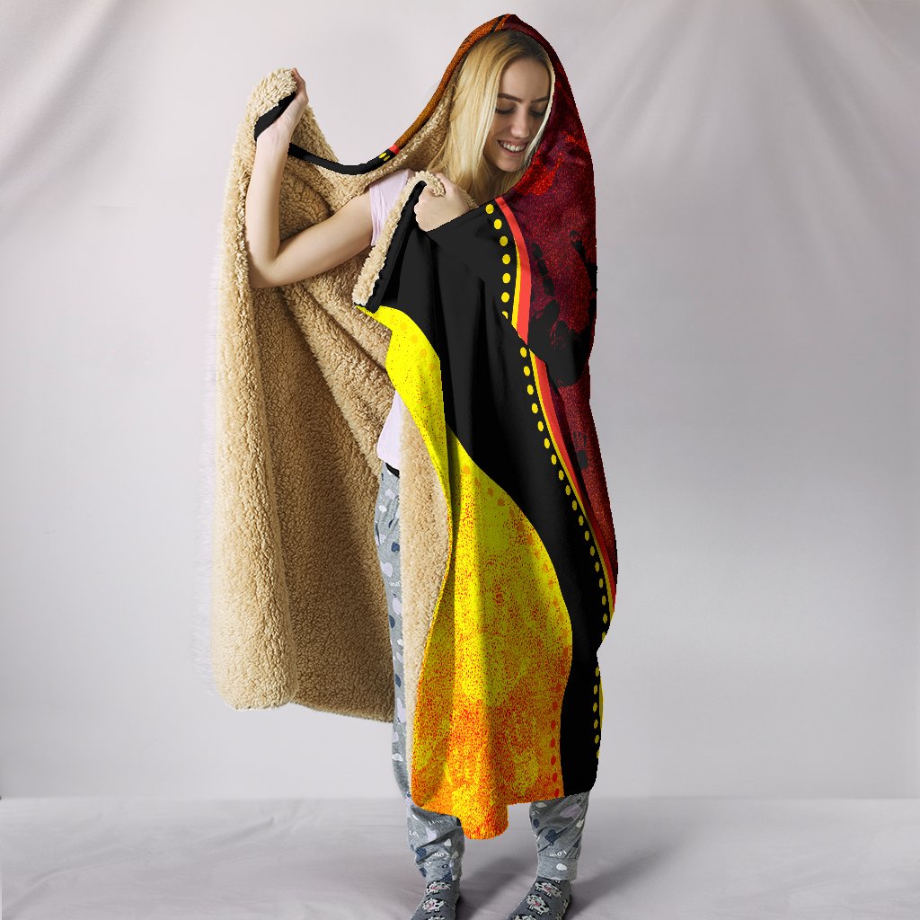 hooded-blanket-aboriginal-rock-painting-hand-art-golden-style
