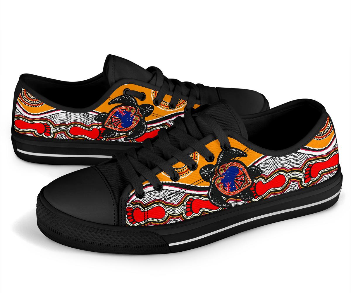canvas-shoes-aboriginal-patterns-shoes-turtle-low-top