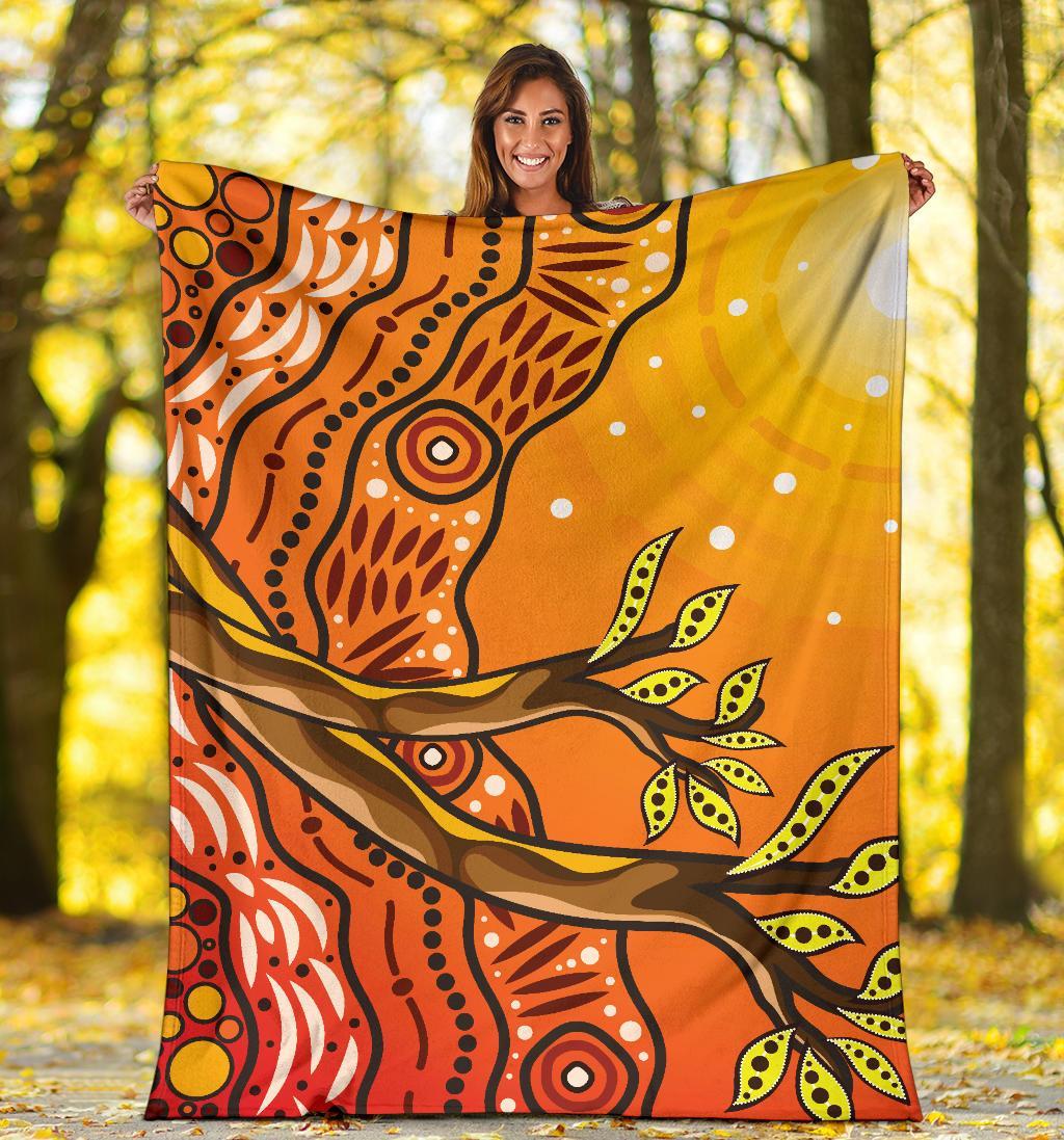 aboriginal-premium-blanket-tree-on-the-hill