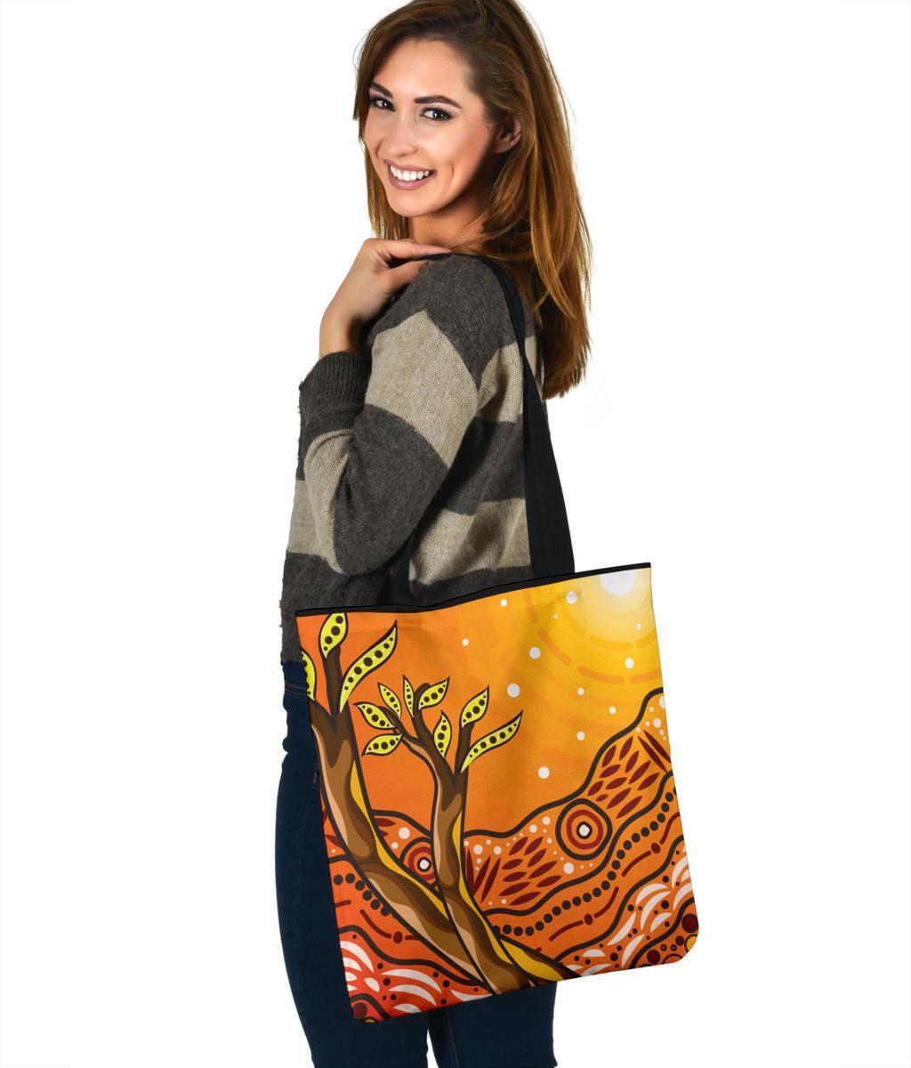 aboriginal-tote-bags-tree-on-the-hill