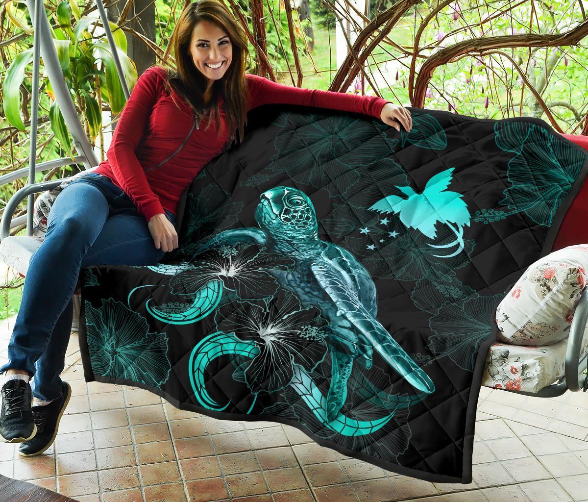 papua-new-guinea-polynesian-premium-quilt-turtle-with-blooming-hibiscus-turquoise